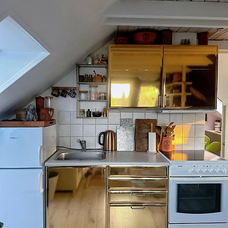 Aesthetic Apartment Hotel - City Center - Free Parking - Private Garden Aalborg Esterno foto